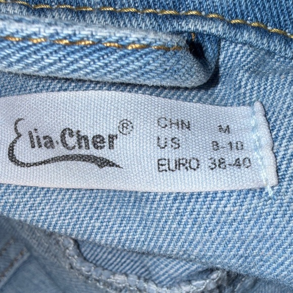 Light Wash Denim Jacket - Picture 4 of 6